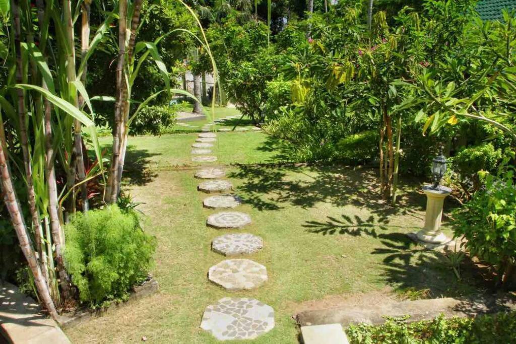 Villa Serene & Spa Mangsit Buitenkant foto